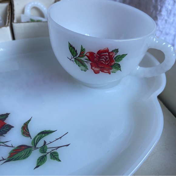 Vintage Federal Glass Rose Snack plate set with box 8 piece set white milk glass - Picture 7 of 10